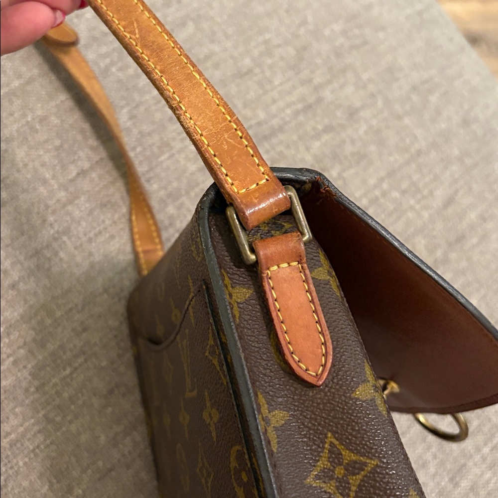 Louis Vuitton Saint Cloud shoulder bag - Picture 9 of 11